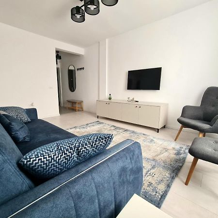 Dolphin Apartment Near Neversea Beach คอนสตันซา ภายนอก รูปภาพ